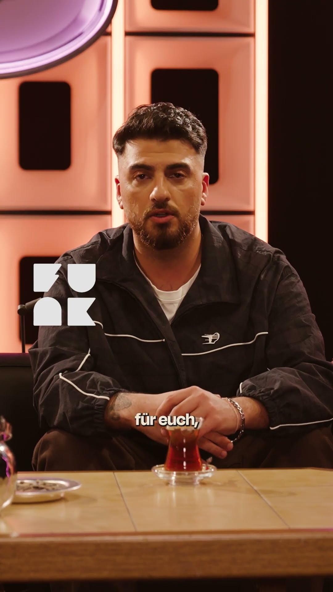 Ariel bei Tahsimsinterviewformat